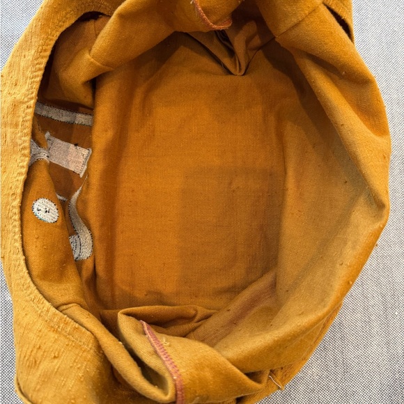 Vintage upcycled tote bag embroidered with sewing /crafting accessories EUC - Picture 7 of 7